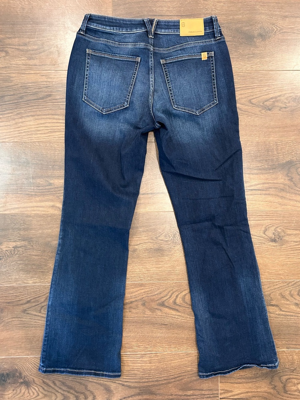 Sterling & Stitch Women’s Dark Blue Bootcut Jeans - Picture 2 of 3